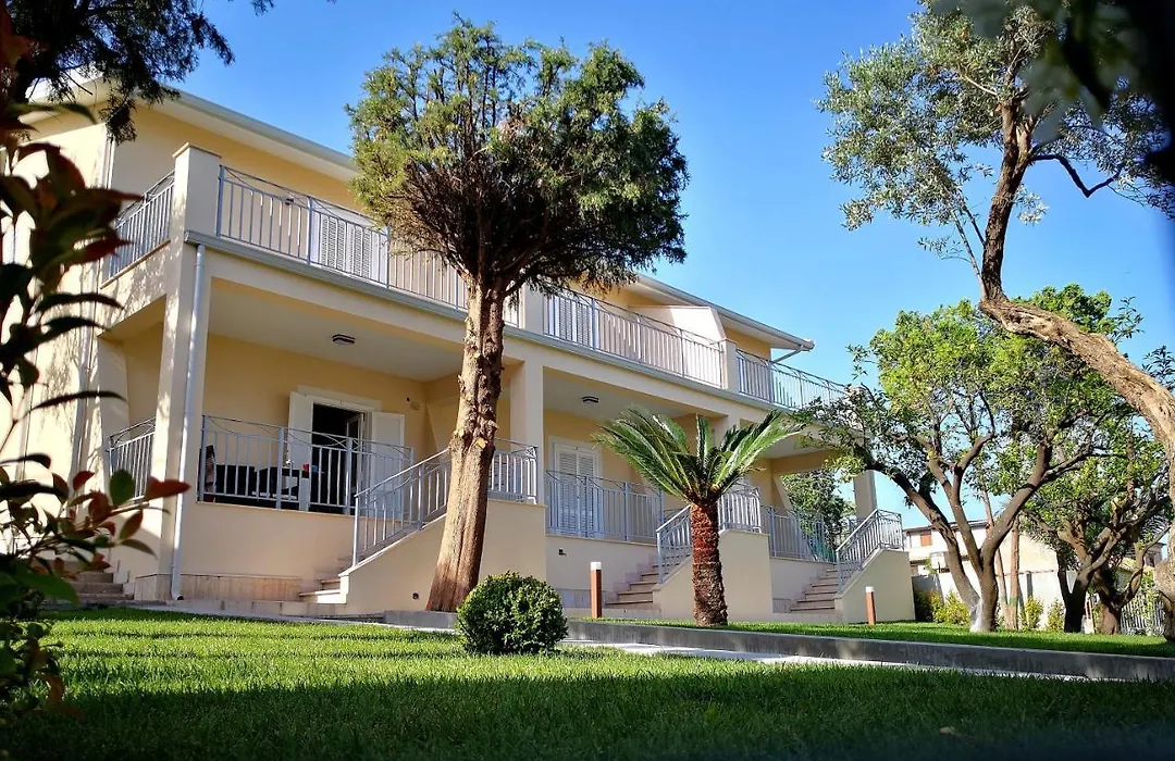 Villa Fiorita-1